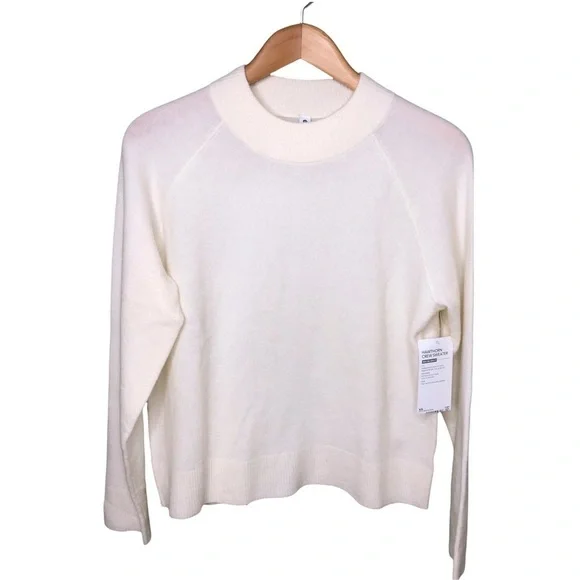 Athleta Hawthorne Crewneck Sweater Long Sleeve Cream Size XS Merino Wool 632070 - Picture 3 of 9